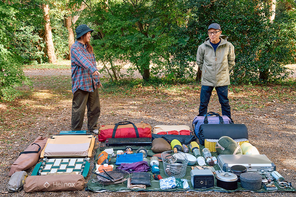 道具を仕分けするこいしゆうかの画像