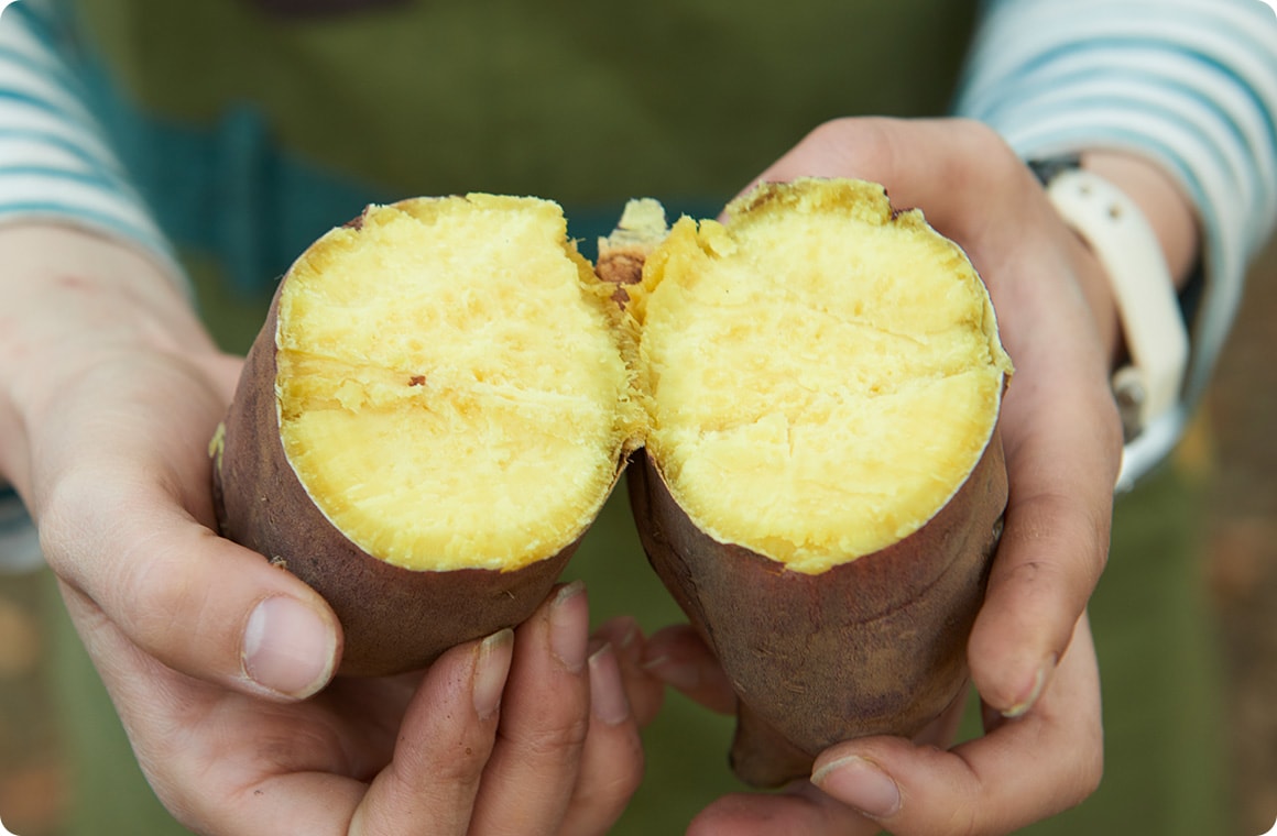 ダッチオーブンで焼き芋