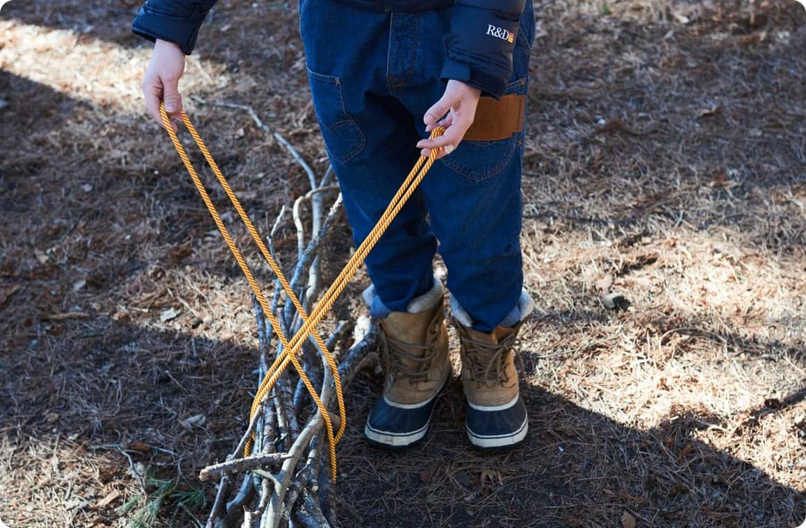スリングの一部を輪っかに通して、