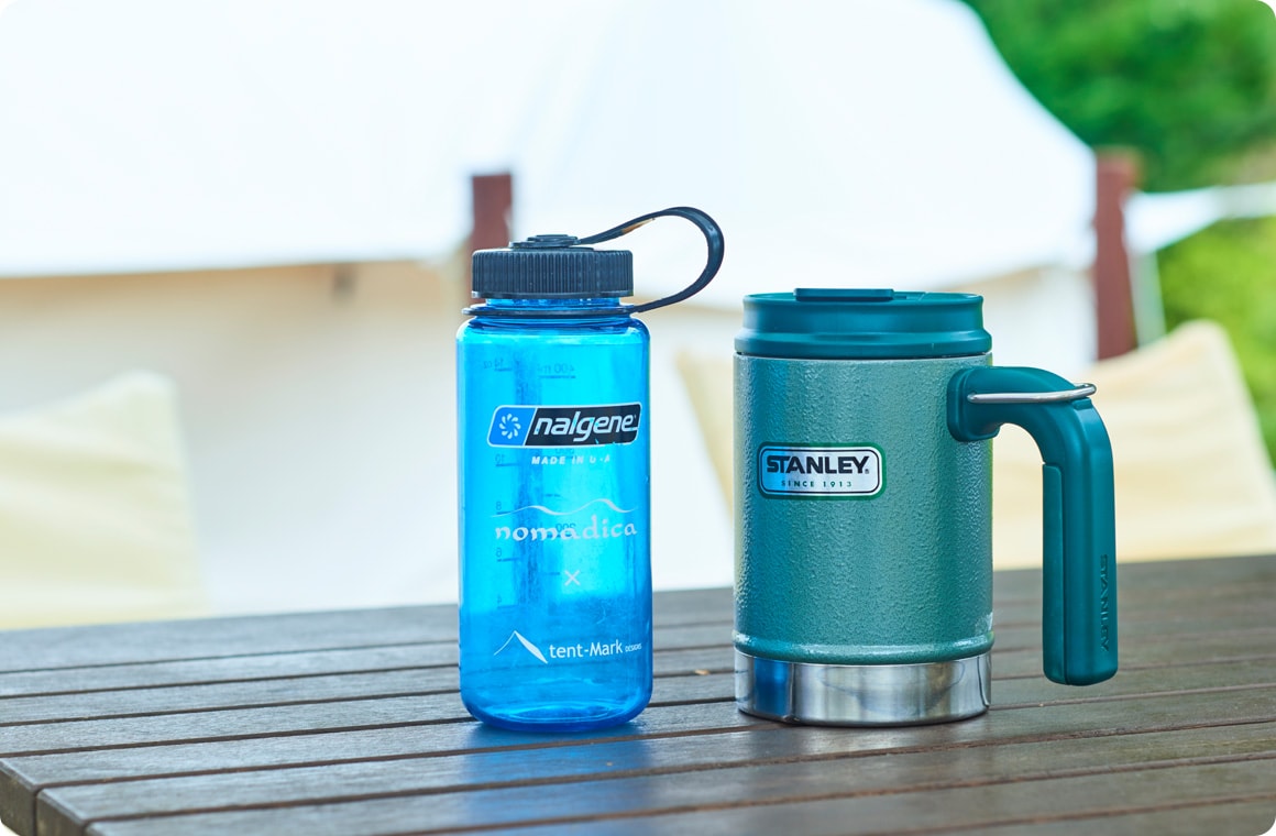 耐熱ボトルと保温マグの画像