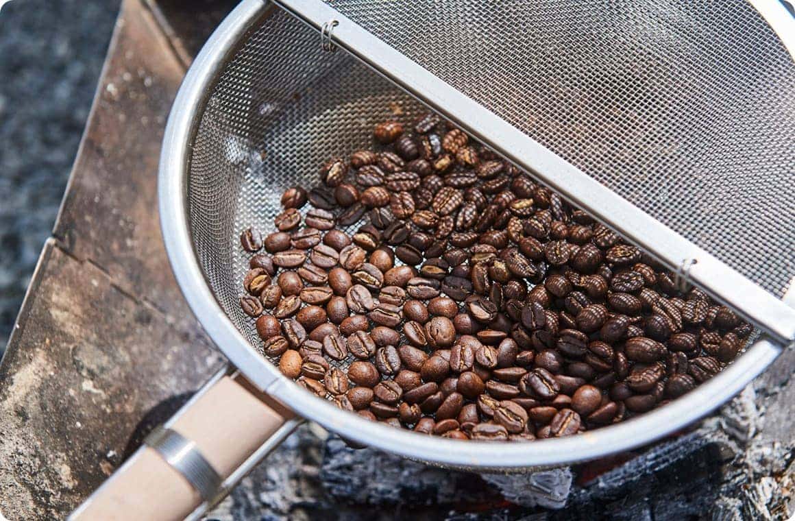  爆ぜ（2回目）が終わった豆の画像