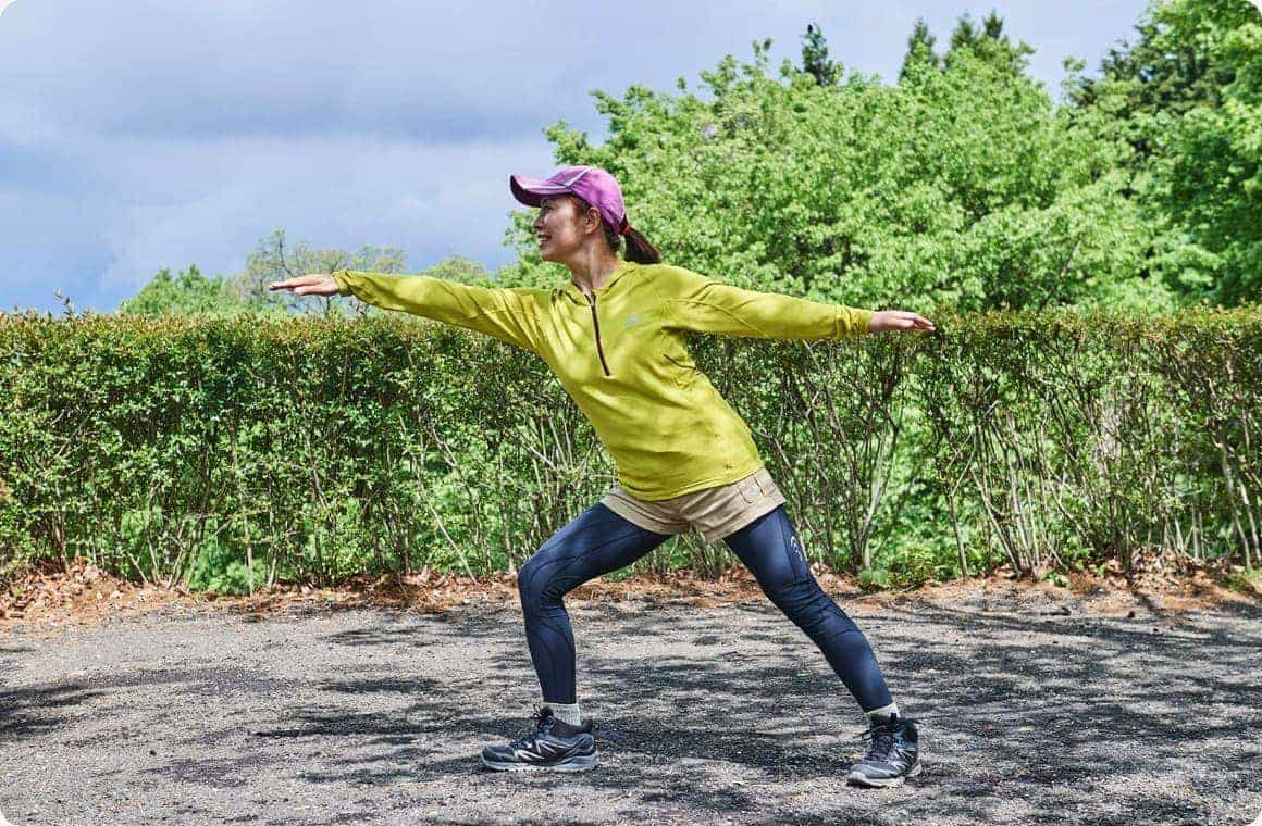 戦士（英雄）のポーズ2の失敗例の画像