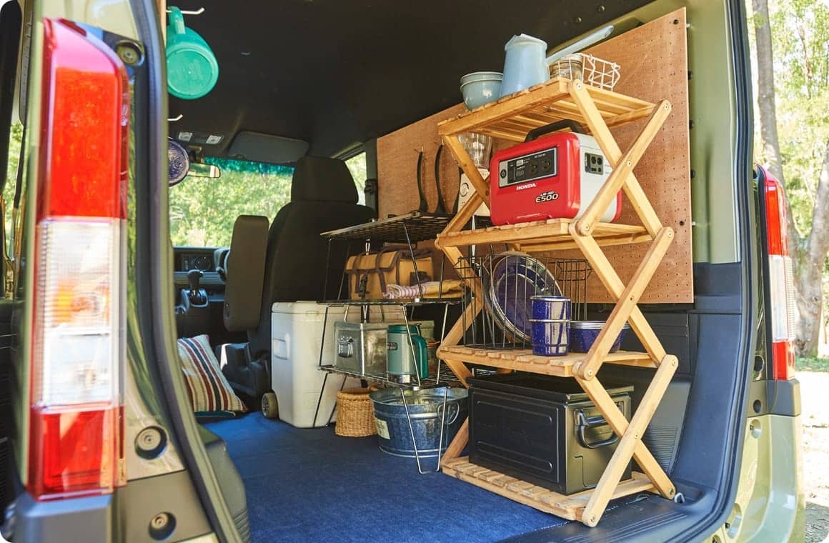 N-VANカフェの車内の画像