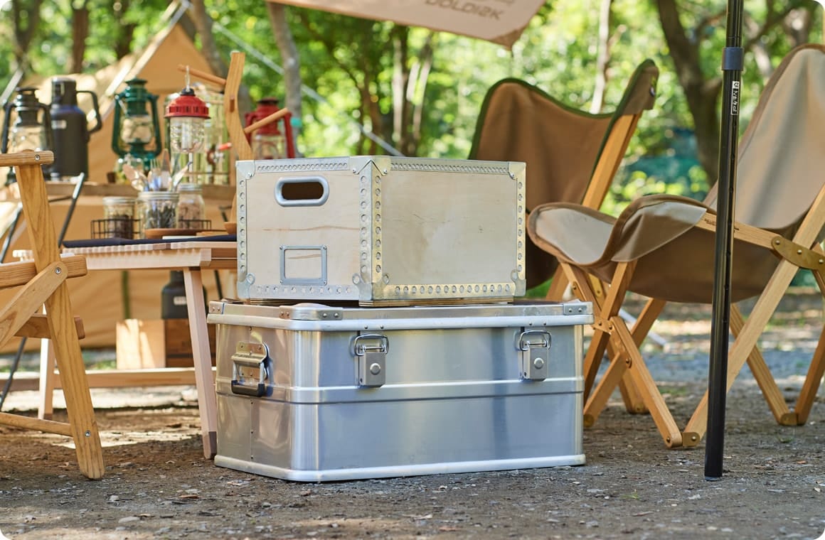 スチールのボックスの画像