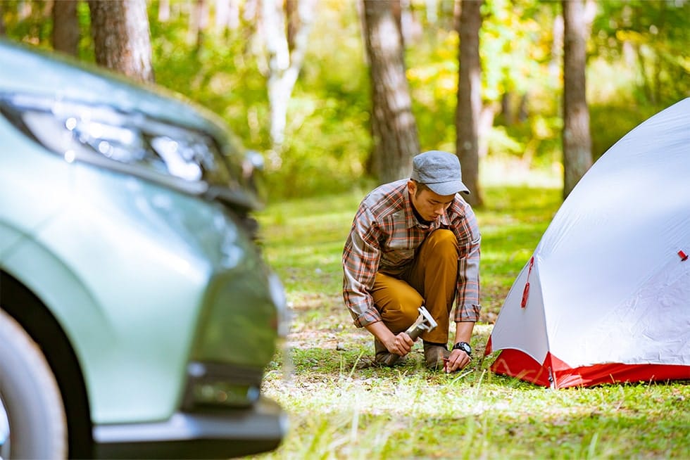 スタイリッシュな軽量のテント
