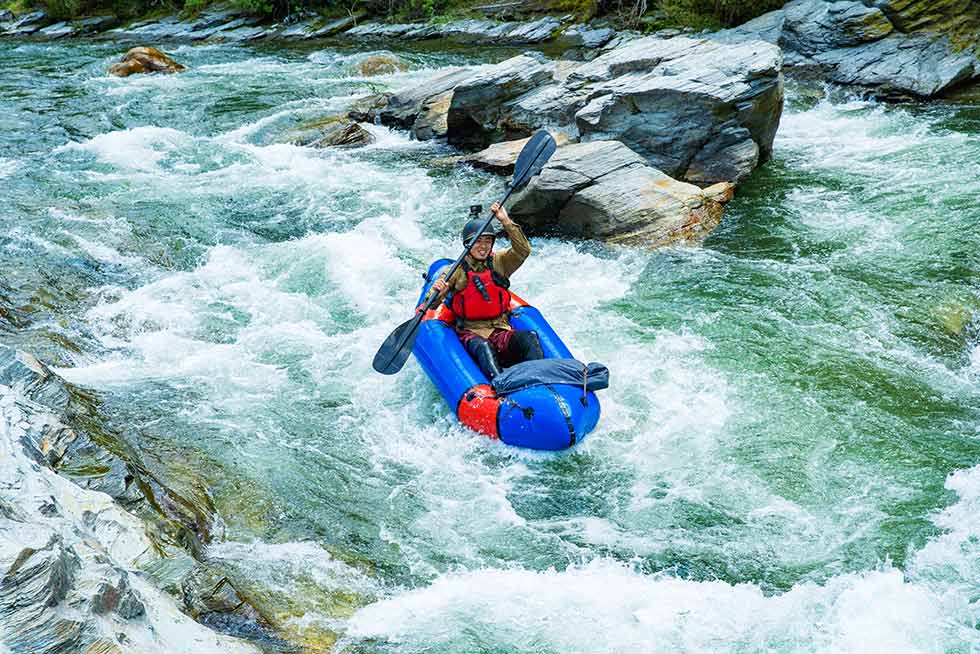 瀬を下る写真２