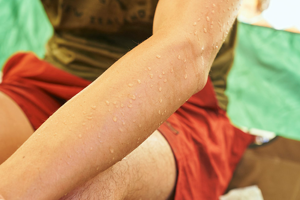 着火して20〜30分程度で身体から汗が流れ始めた