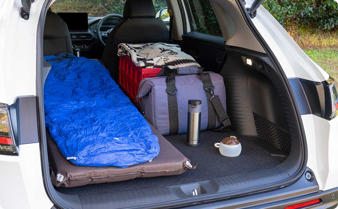 ベッドスペースを縦方向に確保すれば、車内空間をより有効に活用できる！