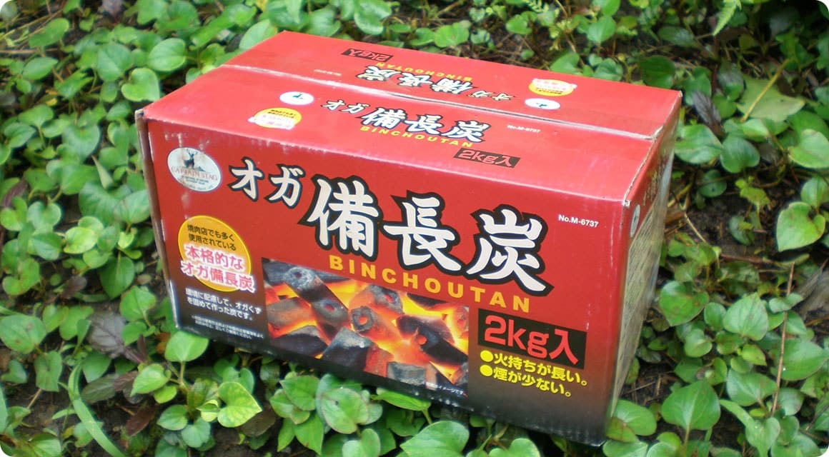 成形炭でも備長炭に近い熱量と火持ちのものがあります。これはおがくずから作ったもの