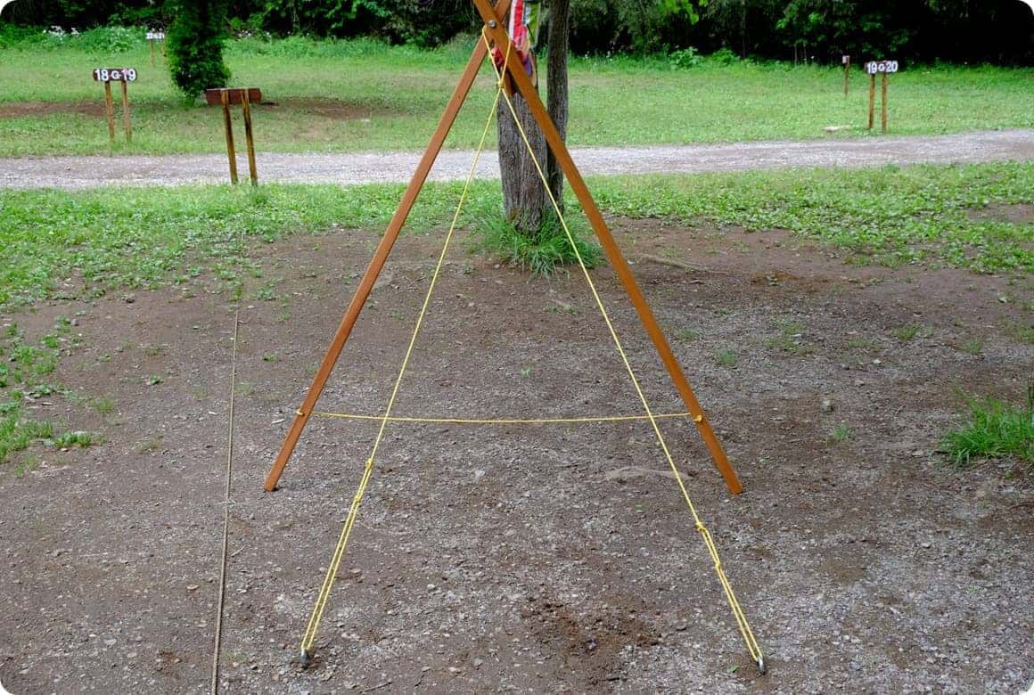 ロープを二股に