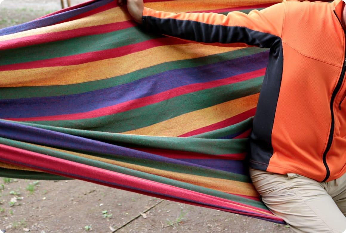 1.ハンモックを広げる