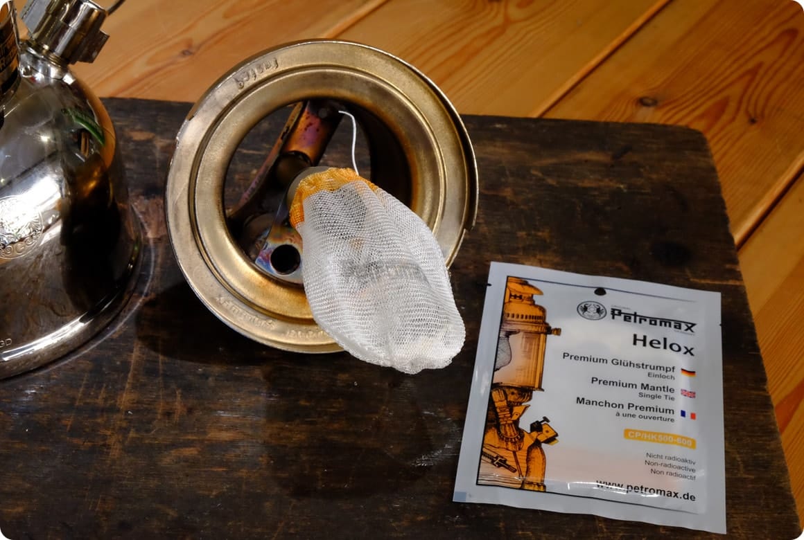 3.マントルを装着