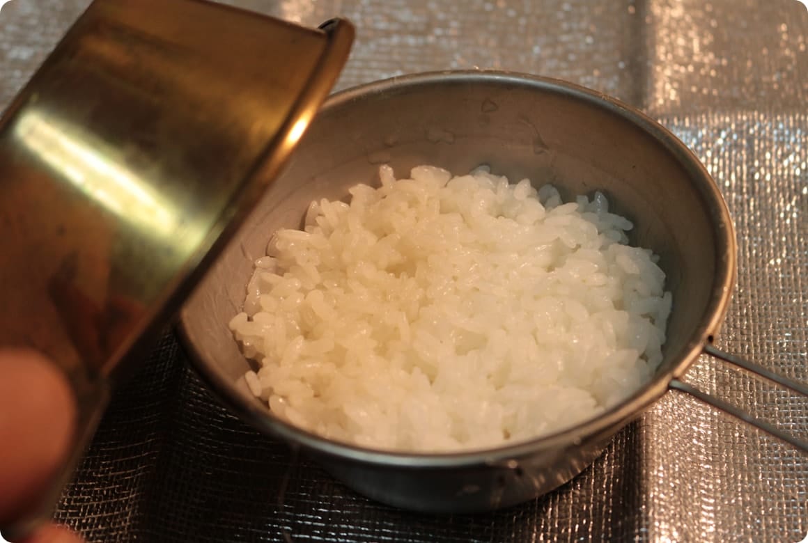 水分がなくなったら、最後に10秒ほど中火にして香ばしさを与えます