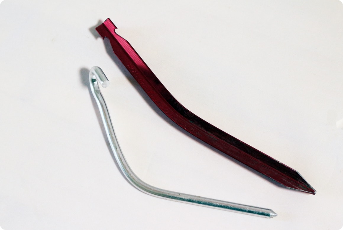 ただし、強靱なペグも万能ではありません。