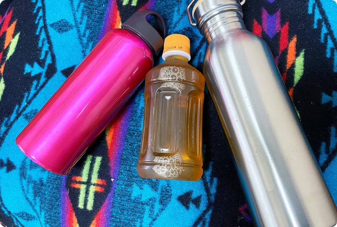 ペットボトルや熱湯対応のボトルで代用