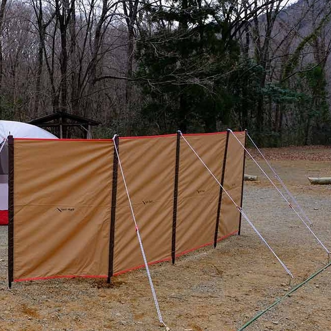 テントサイトの新定番<br>「風防幕」を使ってみよう！