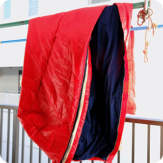 寝袋のメンテナンス、 クローゼットにしまい込む前に すべきこと