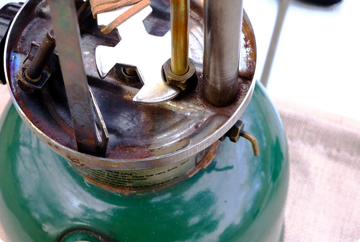 写真は現行モデルとは少し違います