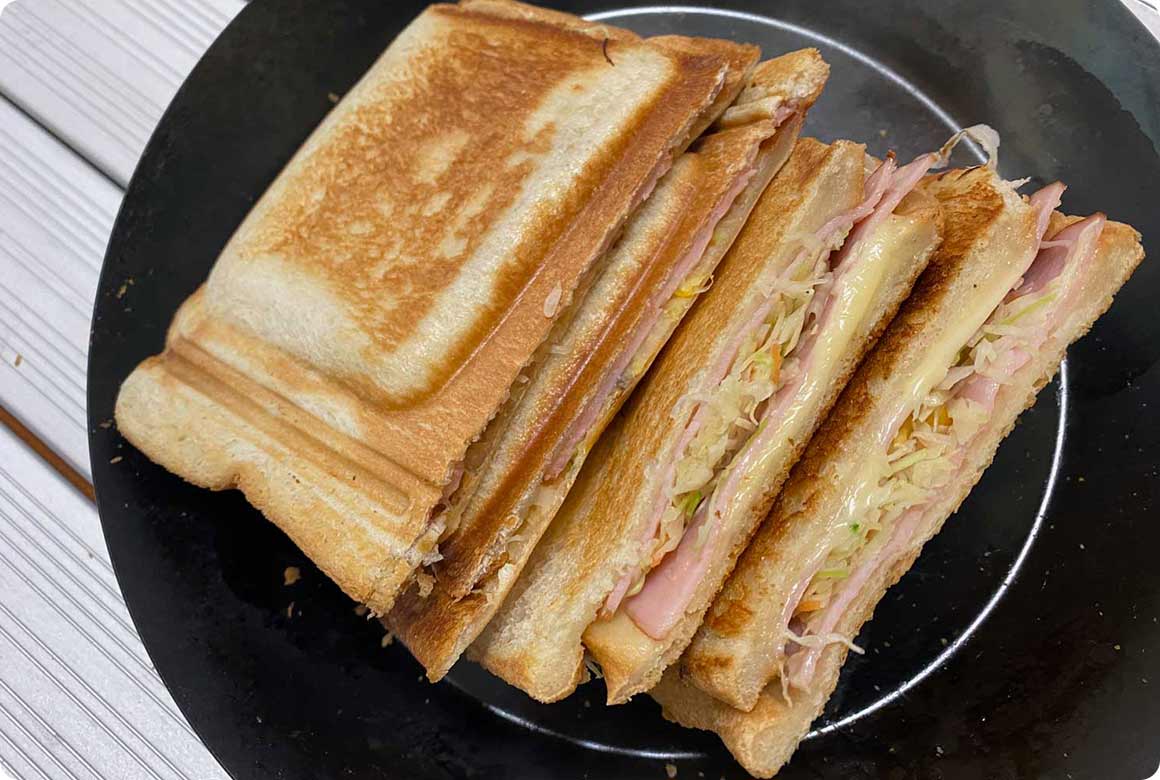 フチありのタイプは、フチをカリッと焼き上げることがきます