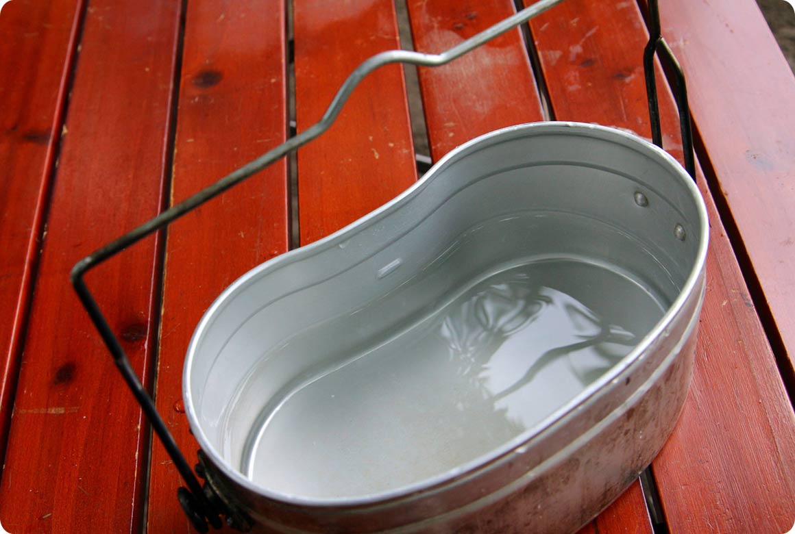 1. ナカゴに米を入れ、本体の準備をする