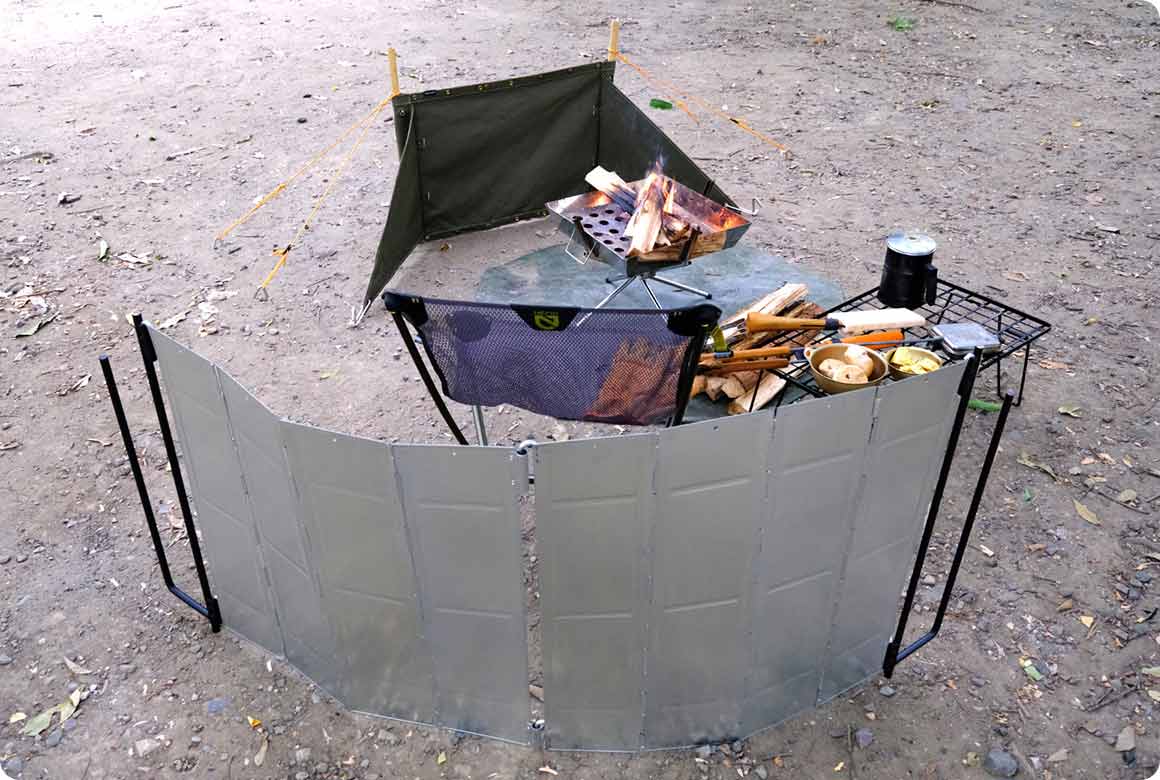 張り綱を使わないのでコンパクトに設営