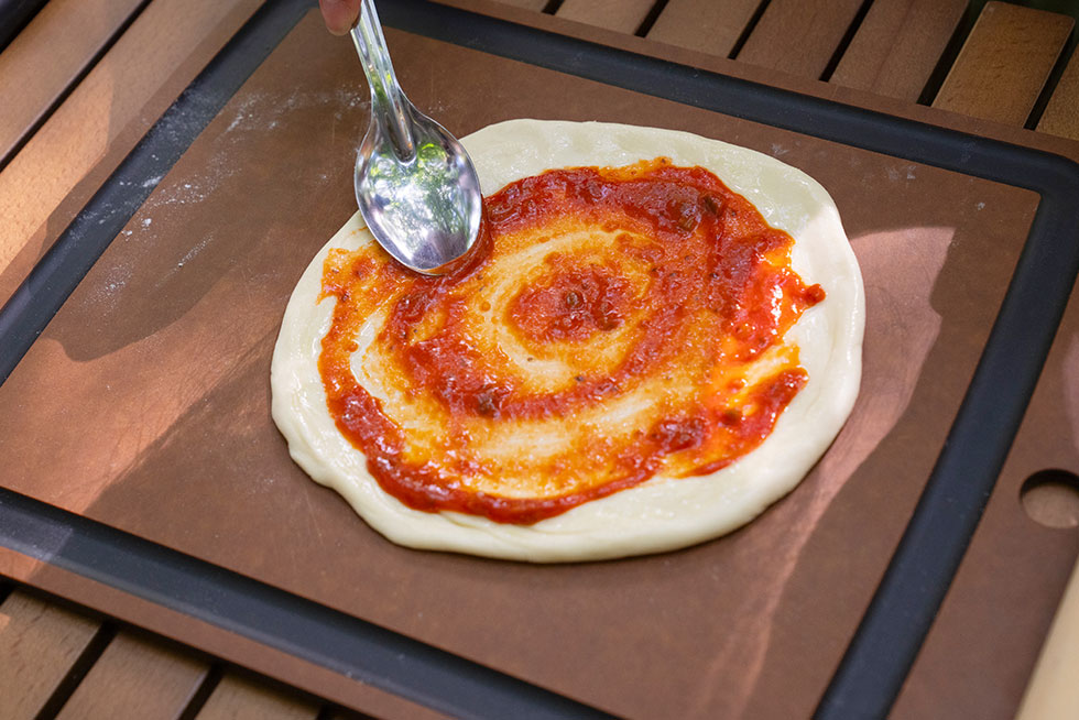 ピザ作りの様子