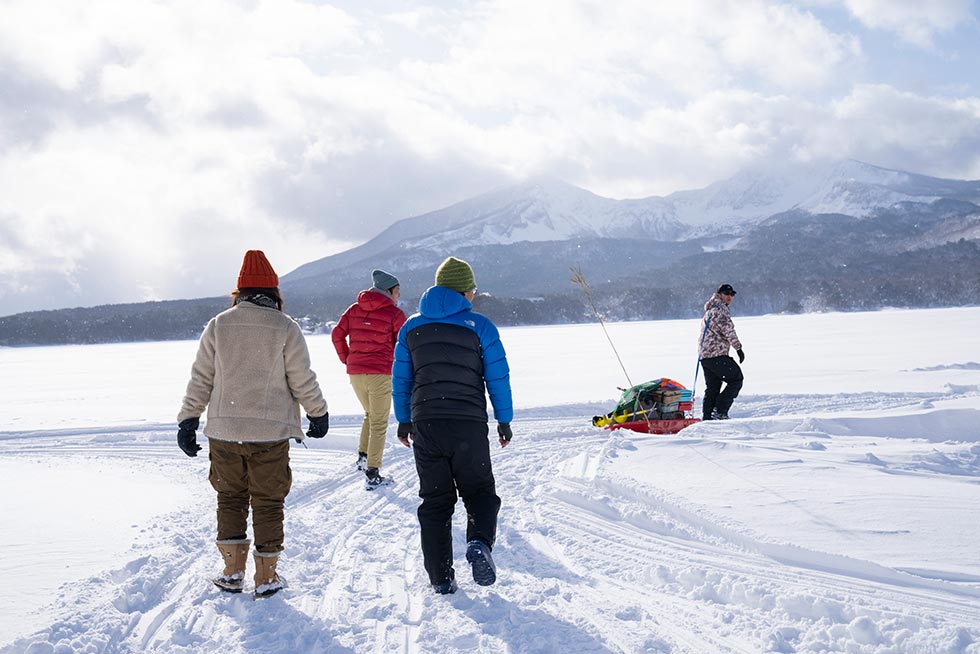 結氷した桧原湖
