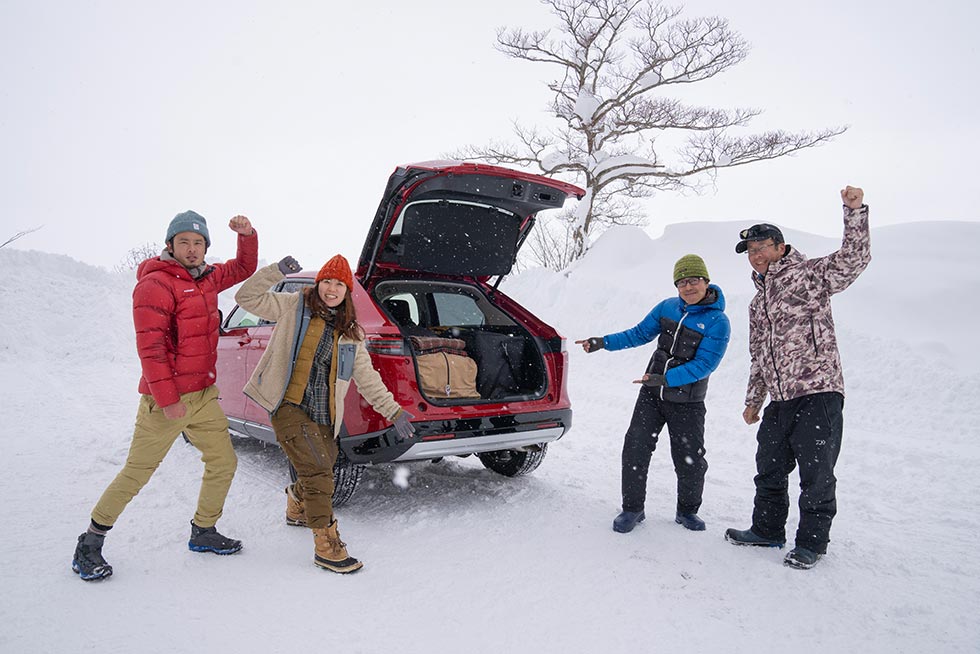 雪中キャンプ開始！ 雪上でテント設営＆薪ストーブ設置