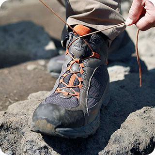 トレッキングの疲れず安全な歩き方