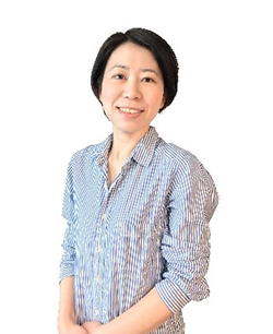 七尾亜紀子 さん 七尾亜紀子 さん