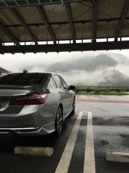 霧雨とアコード