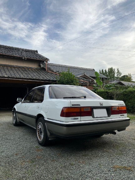 念願のリトラクタブルヘッドライトのアコード