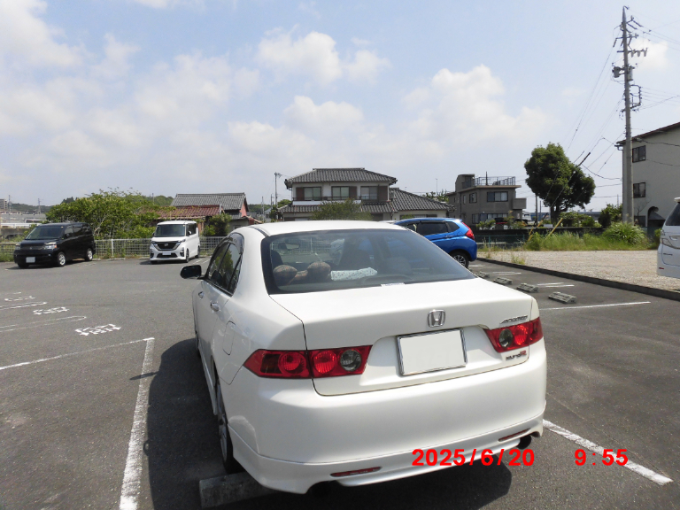 夜も暑いこの時期に汗をかいての洗車に満足