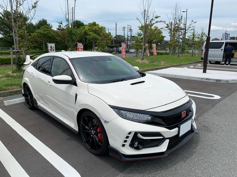 相棒 シビック TYPE R FK8