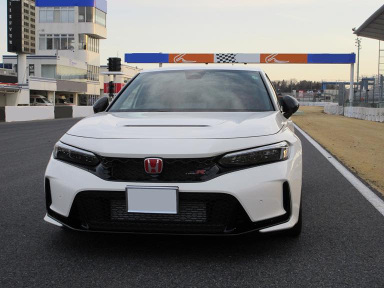 筑波サーキットでドライブ