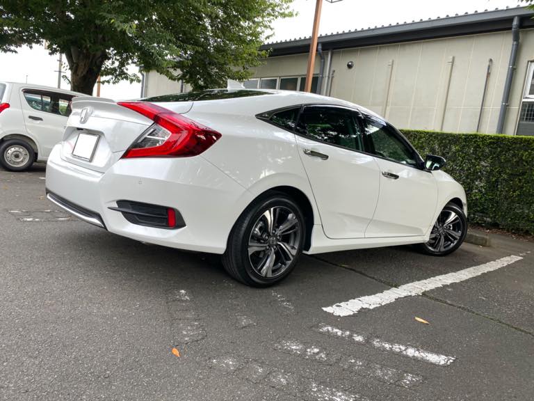 社用車として最高なセダンです