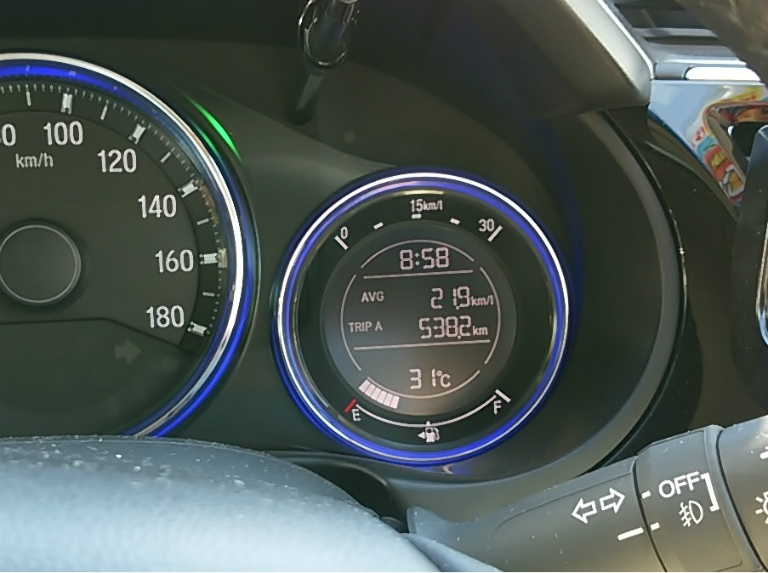 ガソリン車でも燃費がいい グレイス ユーザーズボイス 愛車自慢と評価 Honda公式サイト