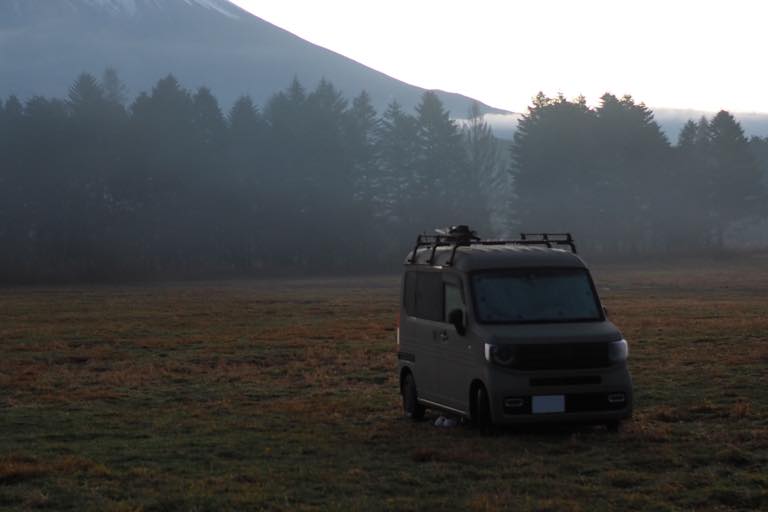 ふもとっぱら車中泊