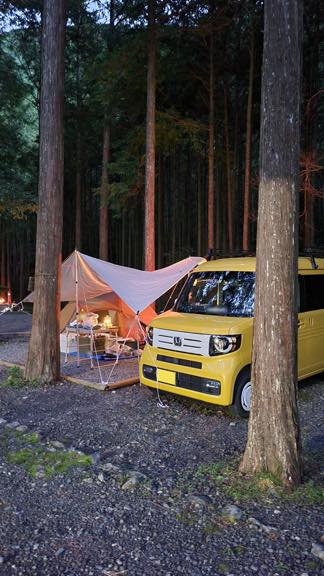 車中泊キャンプにもってこいのN-VANですね