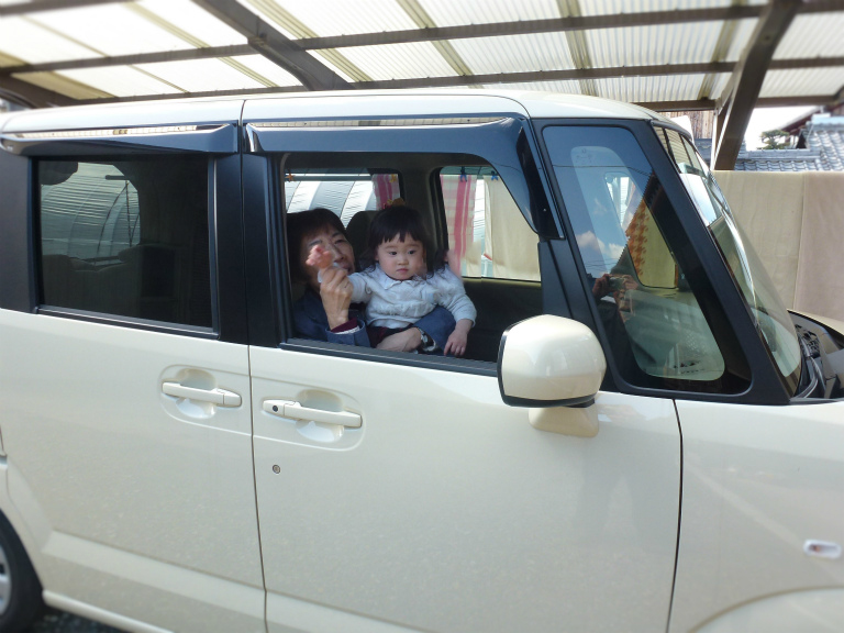 孫(未来)とお母さんの愛車