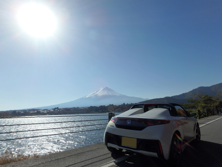 富士山と愛車