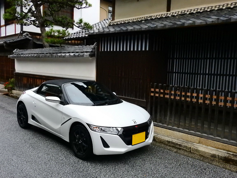 雨上がりの朝に