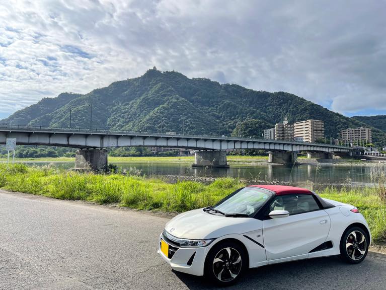 愛車と岐阜らしい風景