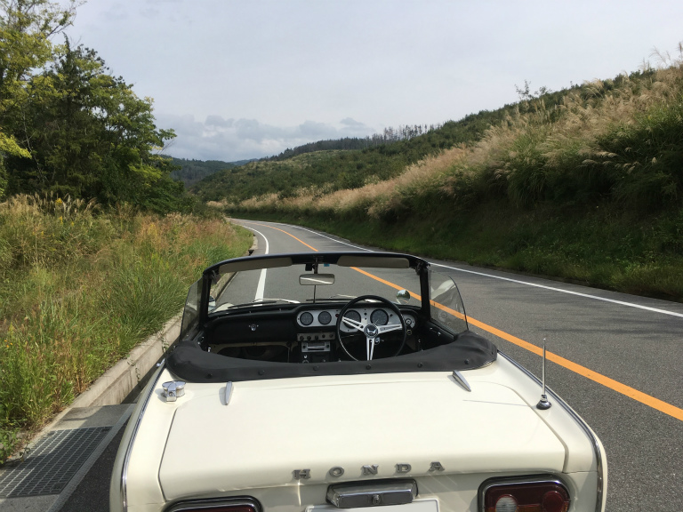 秋の気温は旧車に最高〜！