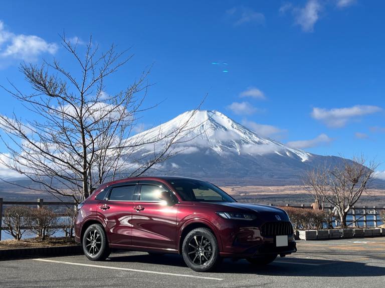 富士山とZR-V Z