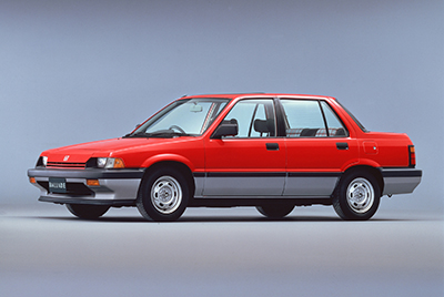 Honda F F小型乗用車 新型 シビック バラードシリーズ を発売