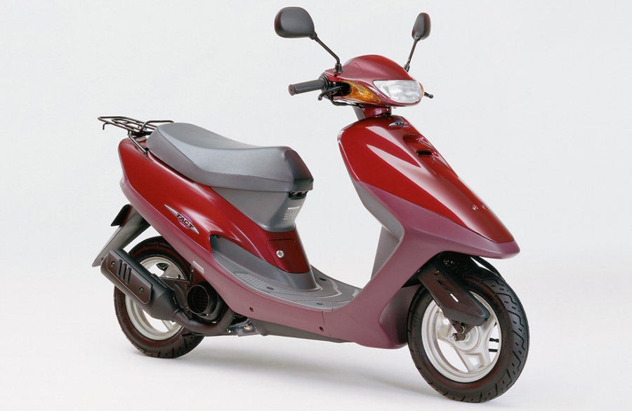 Honda ロングセラーの原付スクーター ホンダタクト の細部を変更し発売