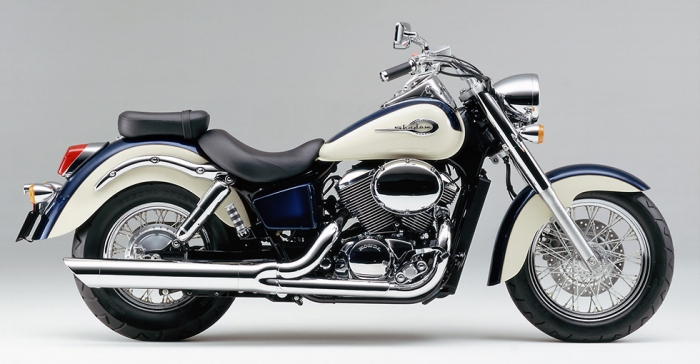 Honda 重厚でクラシカルなアメリカンカスタムバイク ホンダ シャドウ 400 750 の車体色を一新し発売