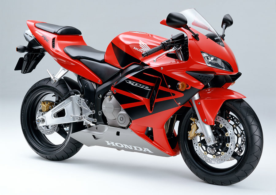 Honda | スーパースポーツバイク「CBR600RR」を新発売