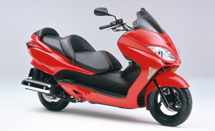 Honda 250ccスクーター フォルツァ Z のスペシャルモデルを限定発売